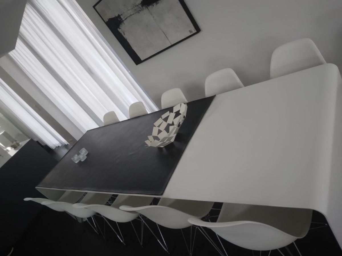 Gezellige Moderne Woning Met Zwemvijver Halle  Zewnętrze zdjęcie